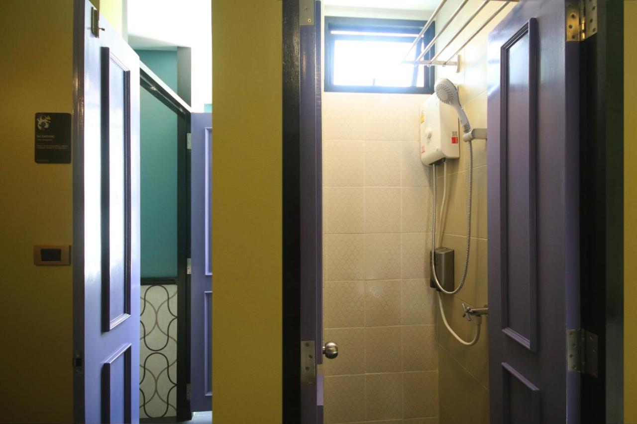 Siam Colors Hostel Bangkok Exterior foto